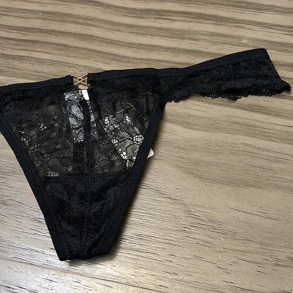 AERIE LACE THONG LARGE NEW BLACK - Picture 3 of 11